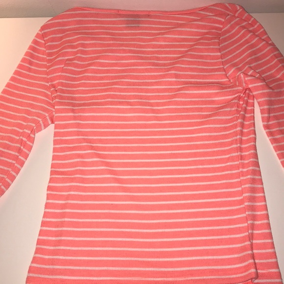 Basic Peach V-Neck - Picture 2 of 2